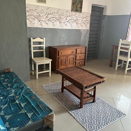 La Guesthouse Etoile Cotonou Bagian luar foto