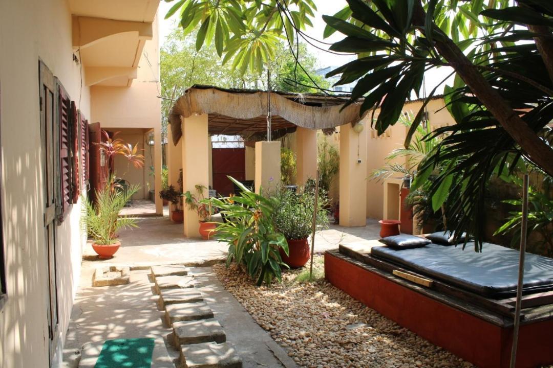 La Guesthouse Etoile Cotonou Bagian luar foto